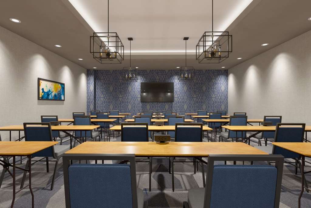 La Quinta Inn & Suites by Wyndham Bardstown - photo 15