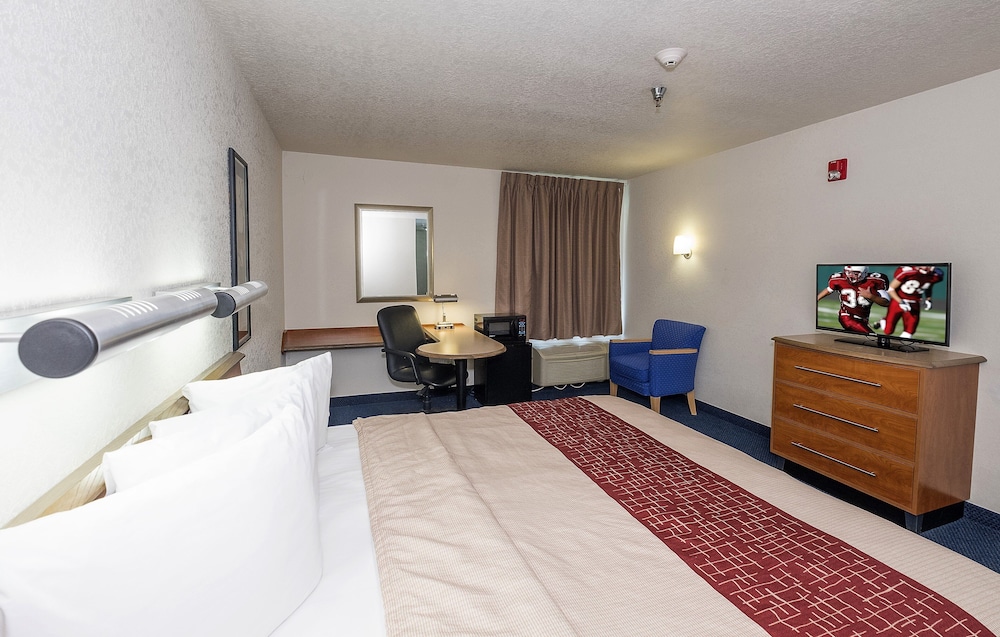 Red Roof Inn Jackson OH - photo 10