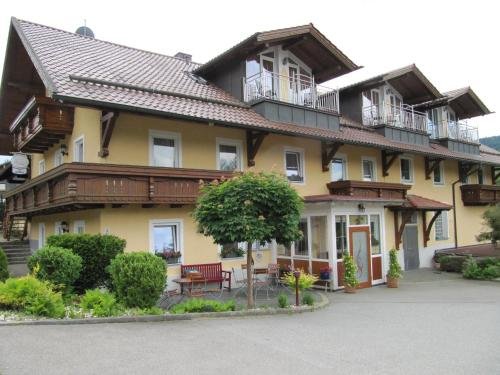 Landgasthof Hotel Zum Anleitner — hotel in Rattenberg
