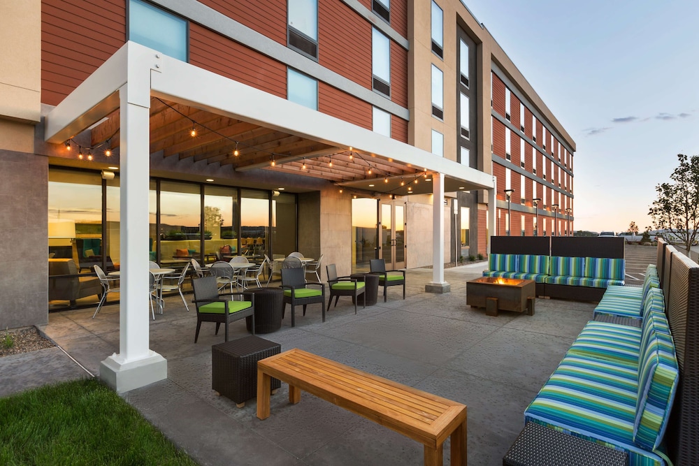 Home2 Suites by Hilton Farmington Bloomfield - photo 12