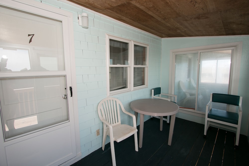 Outer Banks Motel - photo 97
