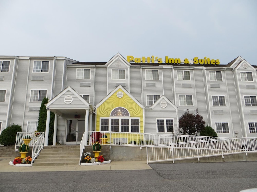 Patti's Inn & Suites - featured photo