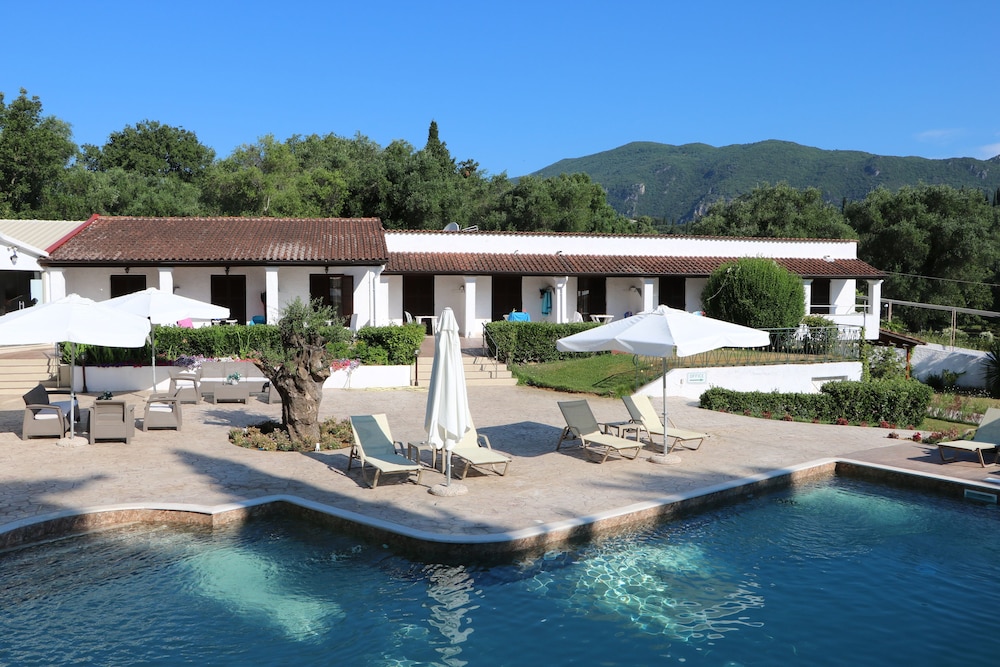 Summer Wine Friendly Resort - carbon neutral hotel in Corfu