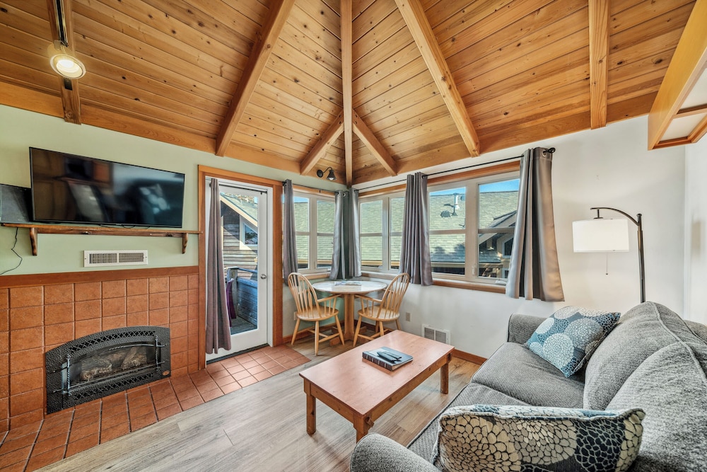 The Inn at Manzanita - photo 22