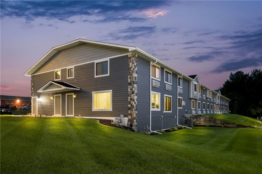 Super 8 by Wyndham Alexandria MN - photo 8