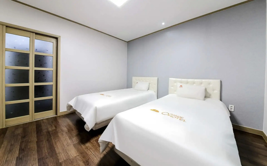 Orange Hotel - last minute hotel in Seogwipo