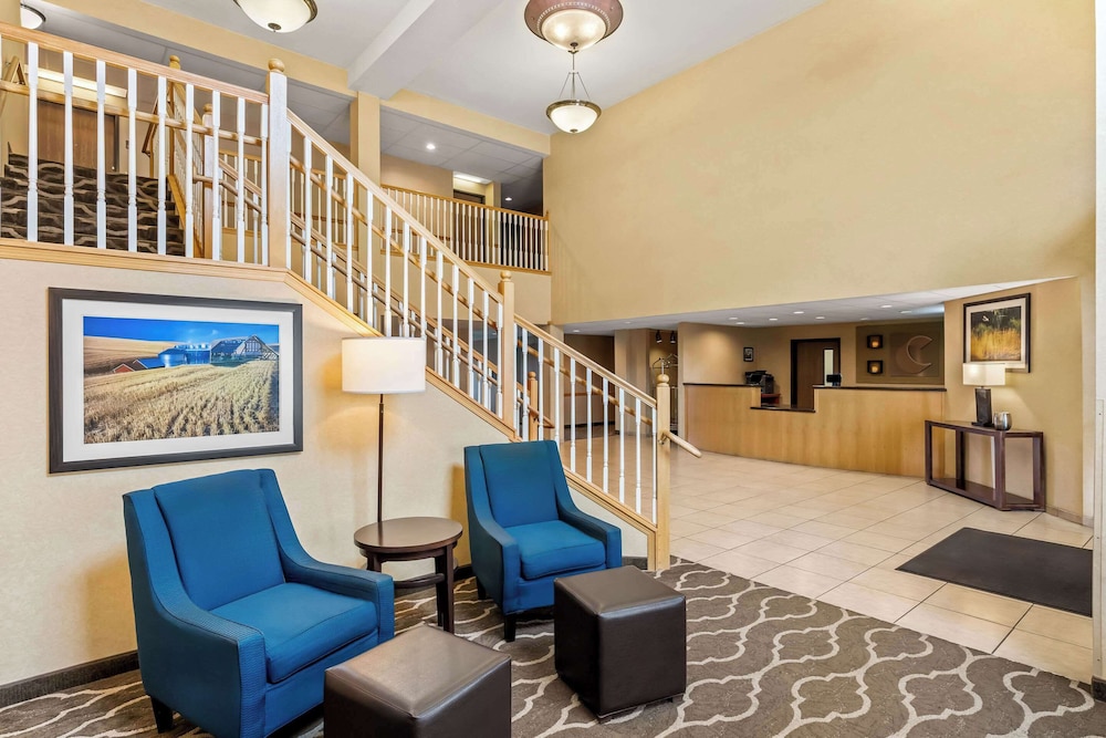 Comfort Inn & Suites Hermiston South - photo 2