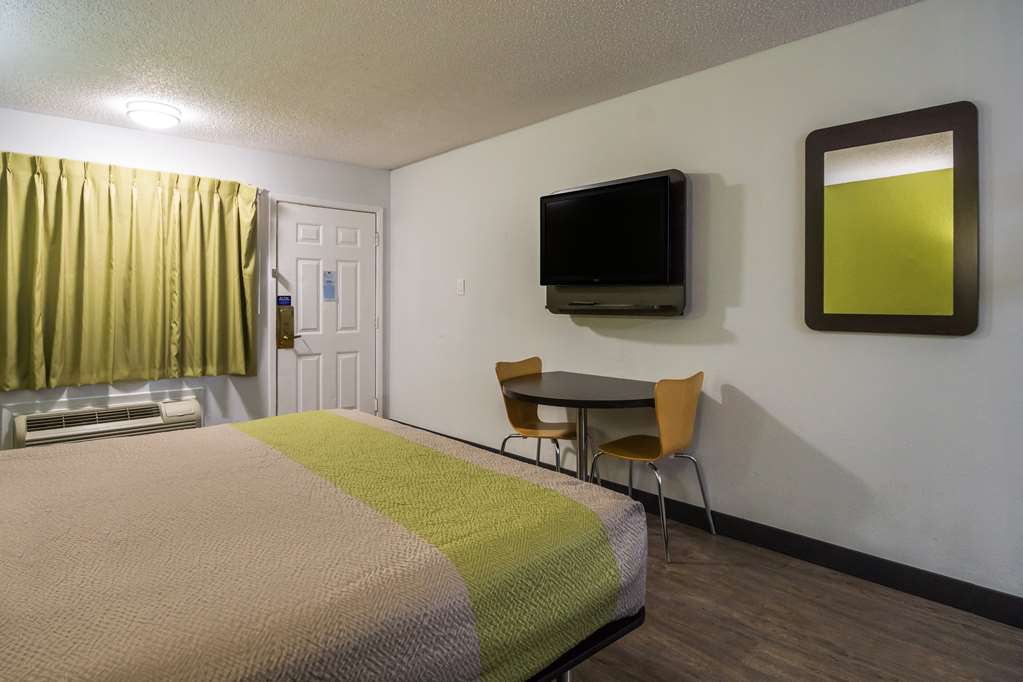 Motel 6 Irving TX Loop 12 - photo 18