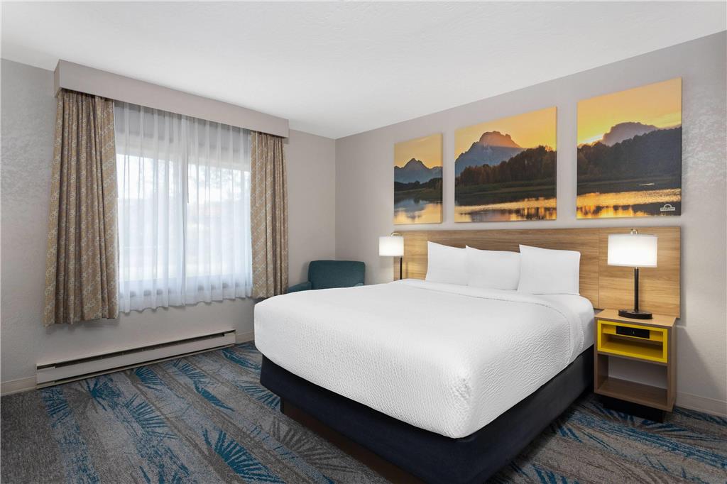 Days Inn and Suites by Wyndham Downtown Missoula University - photo 24