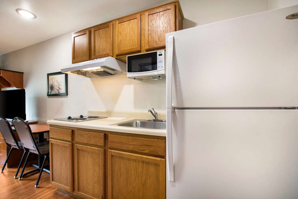 WoodSpring Suites Louisville Southeast - photo 22