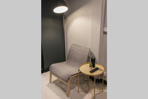 S2 Silom Large room 4 6 guests Full kitchen WIFI