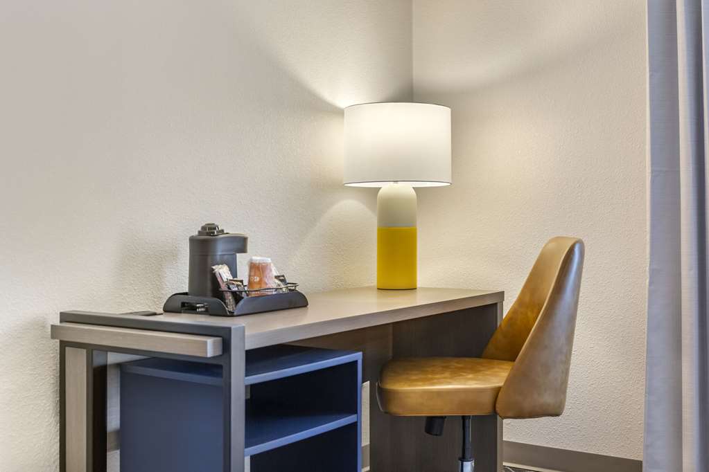 Comfort Inn & Suites Rapid City near Mt. Rushmore - photo 24