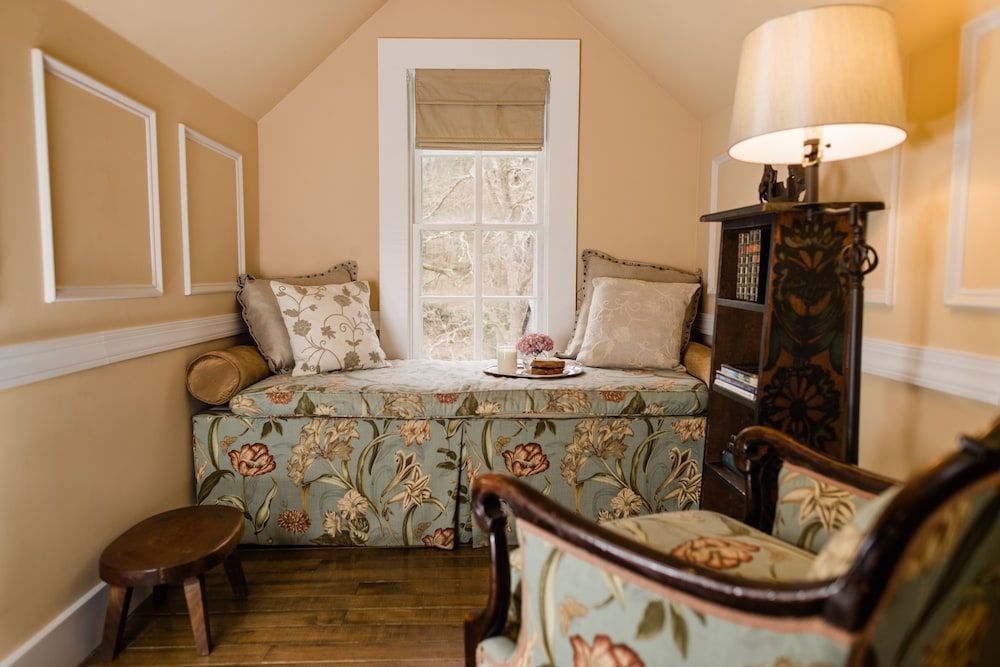 The Mast Farm Inn - photo 22