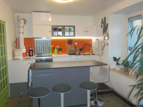Gîte familial - last minute hotel in Unknown City