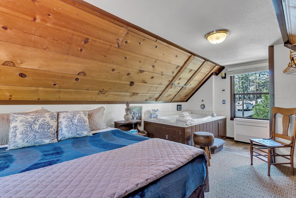 Idyllwild Inn - photo 83