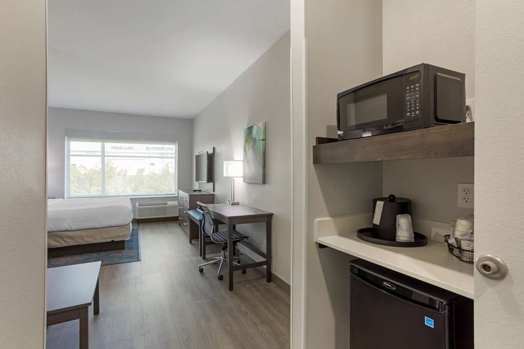 Best Western Plus Executive Residency Antioch Inn - photo 27