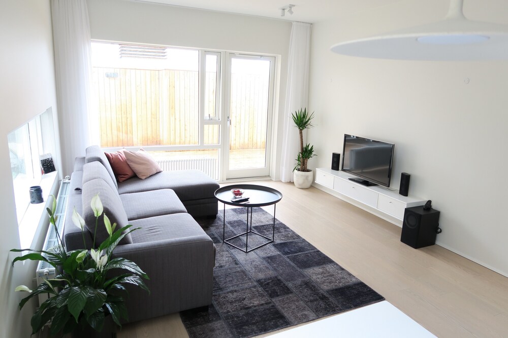 Apartment F8 — 4-Star Luxury Hotel in Reykjavik, Iceland