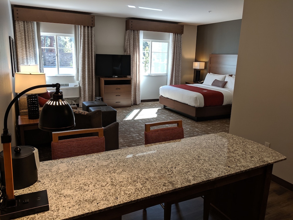 GrandStay Hotel & Suites Sisters - photo 7