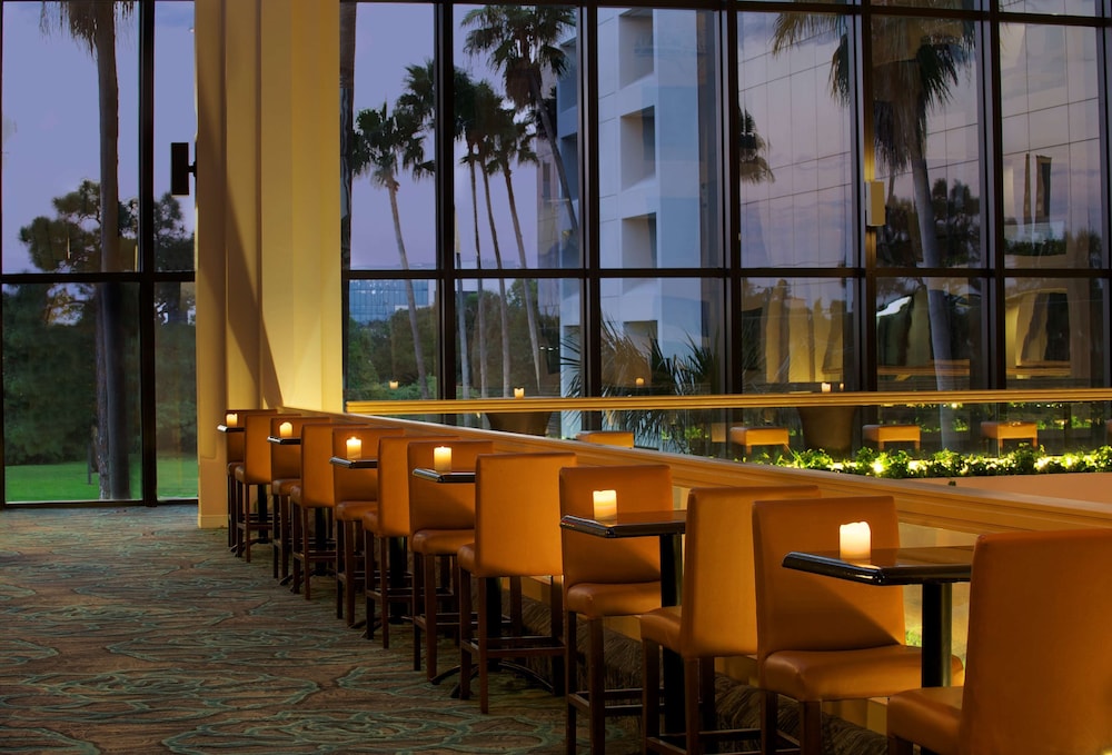 Embassy Suites by Hilton Palm Beach Gardens PGA Boulevard - photo 30