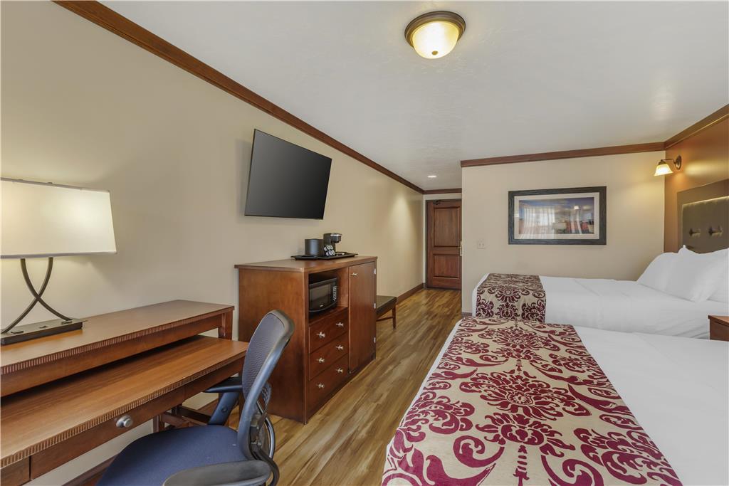 Best Western Plus Greenwell Inn - photo 14