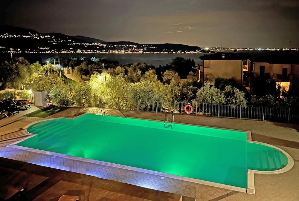 Le Terrazze PT 36 by Wonderful Italy — 4-Star Luxury Hotel in Toscolano Maderno, Italy