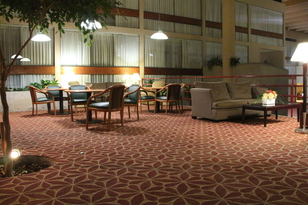 Hotel Muscatine - photo 27