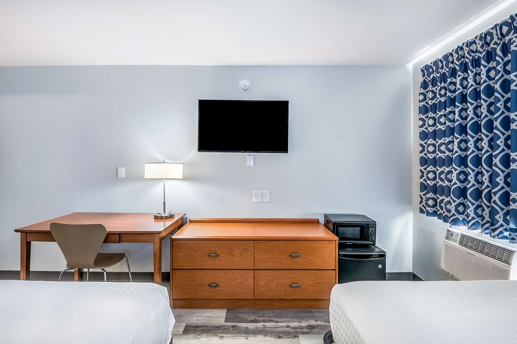Americas Best Value Inn East Peoria - photo 13