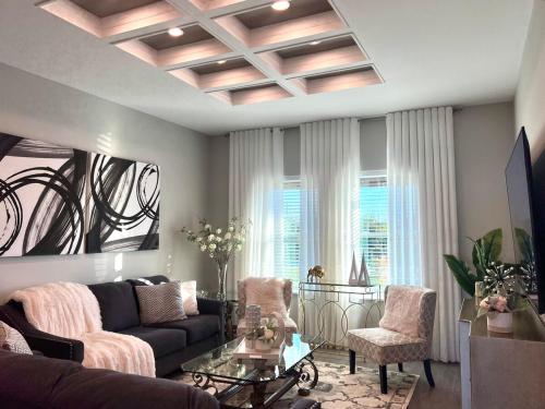 Lake Marlin Villa 2 — 4-Star Luxury Hotel in Port Charlotte, United States