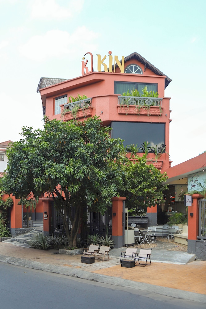 Kin Wander Trung Son — 4-Star Luxury Hotel in Ho Chi Minh City, Vietnam