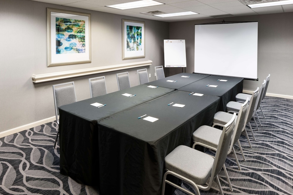 Homewood Suites by Hilton Mahwah - photo 26