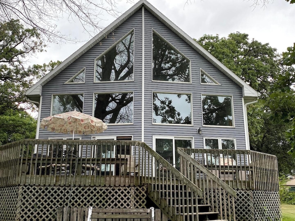 Olson Bay Getaway — hotel in Edgerton