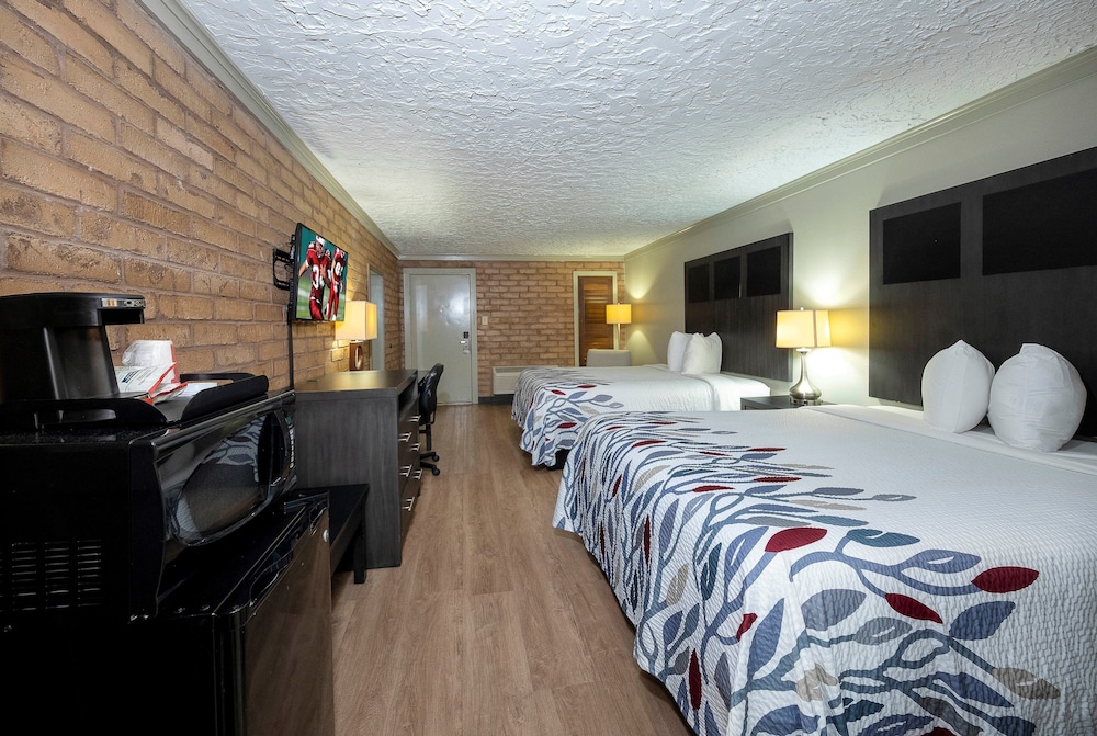 Red Roof Inn Monroe - photo 15