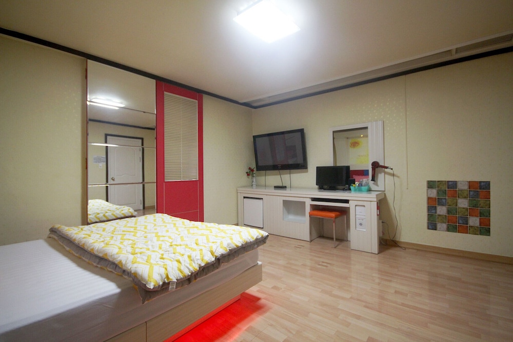 Daegu Biseulsan Alps - carbon neutral hotel in Daegu