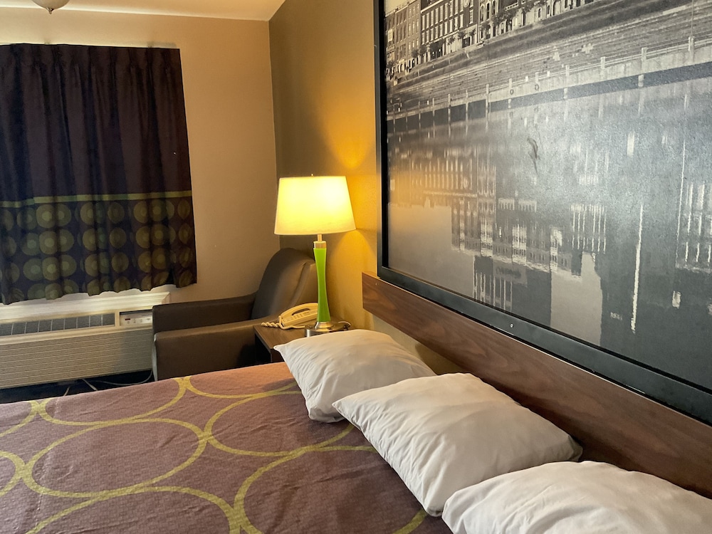 Super 8 by Wyndham Chattanooga East Ridge - photo 22