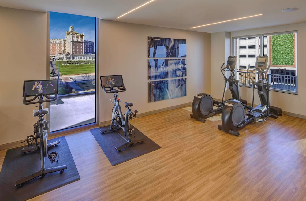 Embassy Suites by Hilton Virginia Beach Oceanfront Resort - photo 54