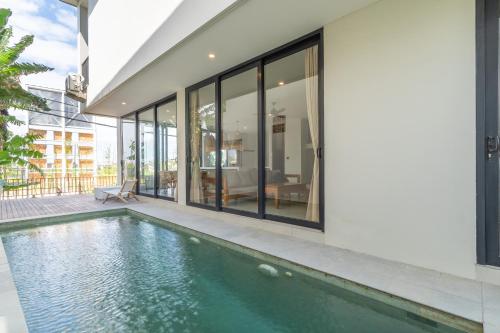 Villa Cusy 4BR Villa in the Heart of Canggu — 4-Star Luxury Hotel in Canggu, Indonesia