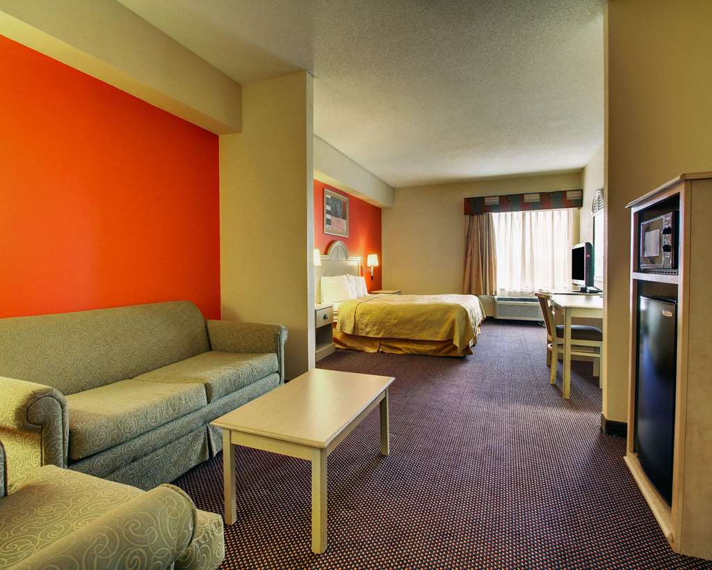 Quality Inn & Suites Hattiesburg North - photo 20