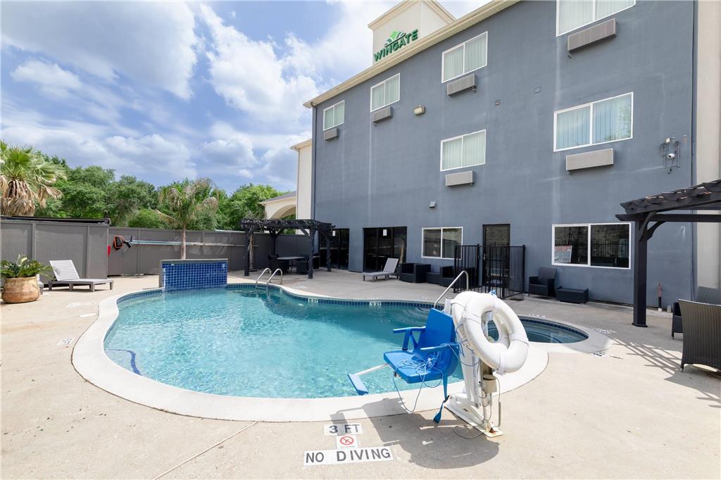 Wingate by Wyndham Humble Houston Intercontinental Airport - photo 14