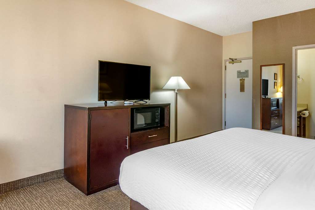 Comfort Inn & Suites Seattle North - photo 15