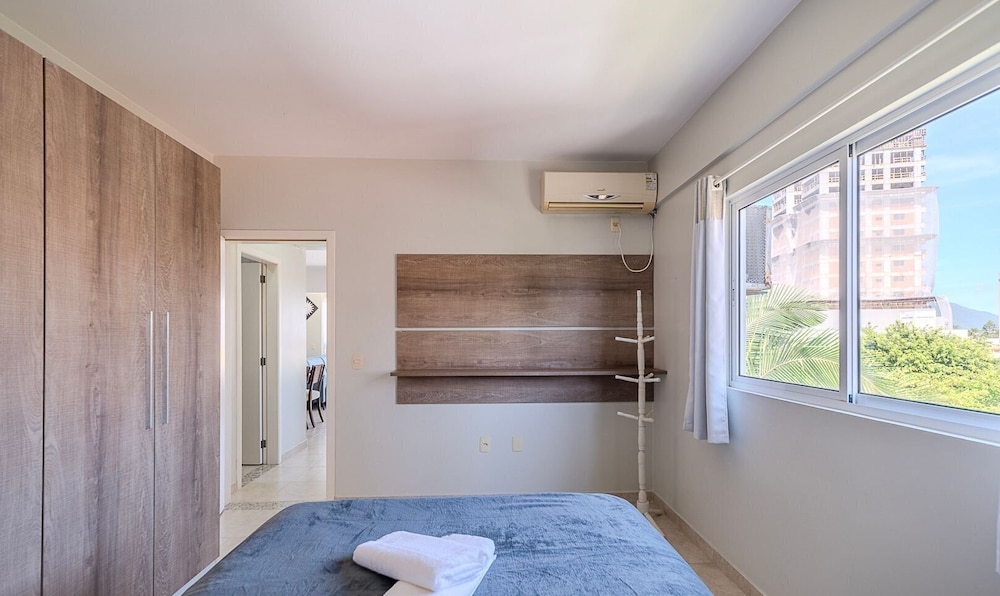 Charming Apt 550m From Pereque Beach Rne0301