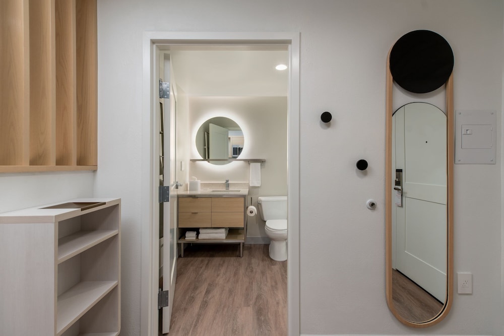 TownePlace Suites by Marriott Lansing North - photo 18