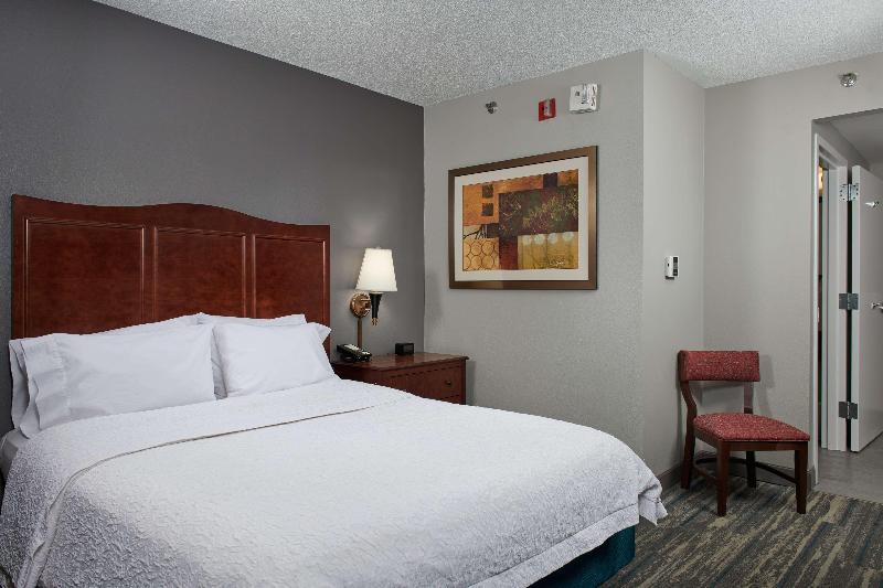 Hampton Inn Atlanta NW Cumberland - photo 14