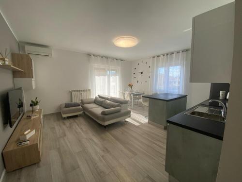 La valle al mare — 4-Star Luxury Hotel in Vallecrosia, Italy