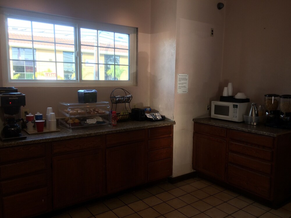 Grand Inn - photo 27
