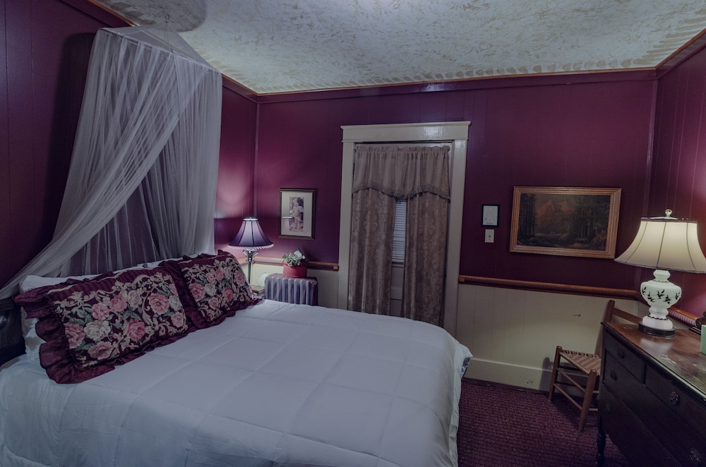 Armour's Hotel - photo 19