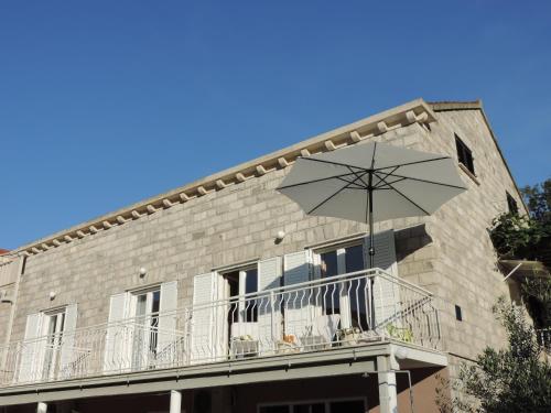 Apartments by the sea Zaton Mali 12120