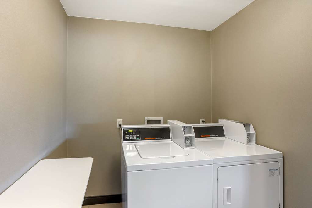 Best Western Plus Philadelphia Pennsauken Hotel - photo 10