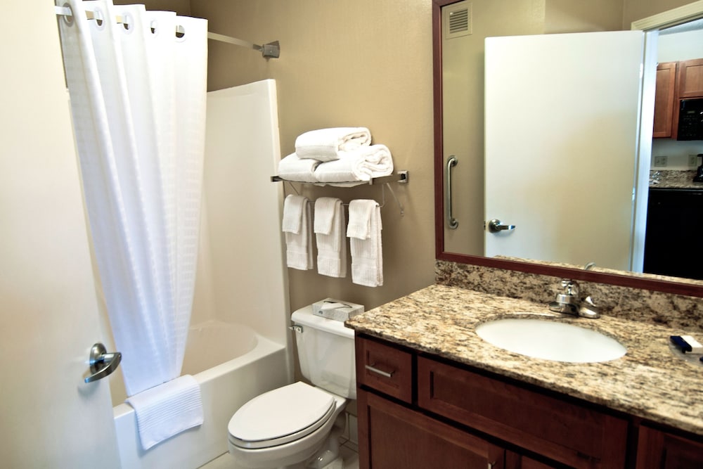 Candlewood Suites Salina by IHG - photo 15
