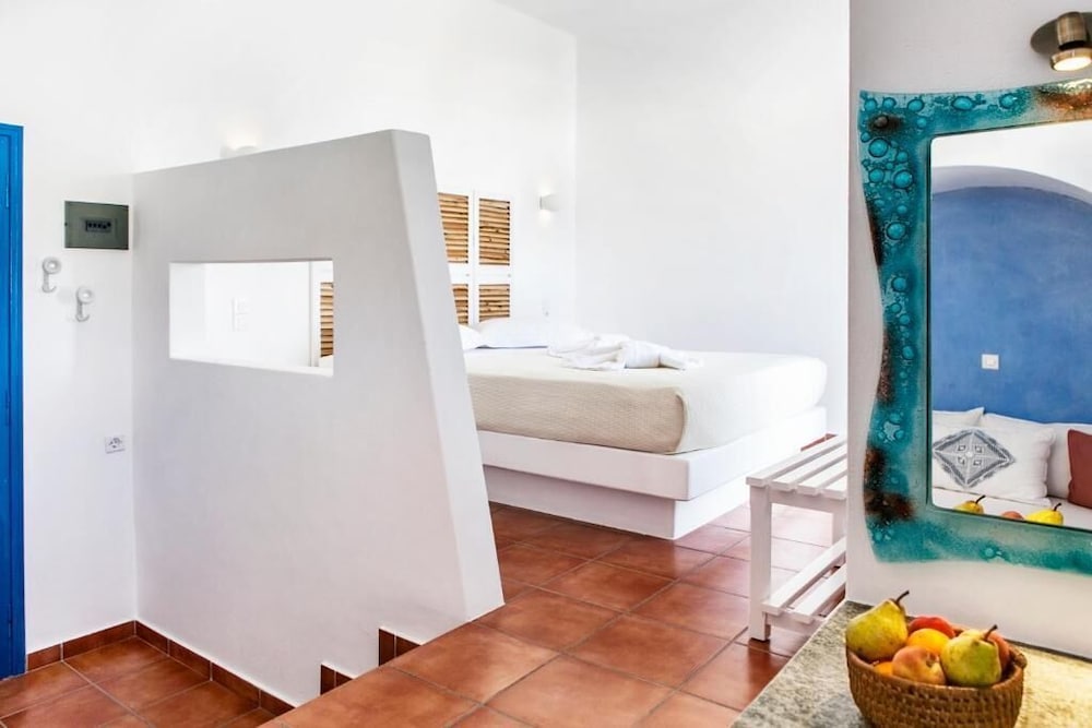 Aegeo Hotel — Folegandros — photo 4