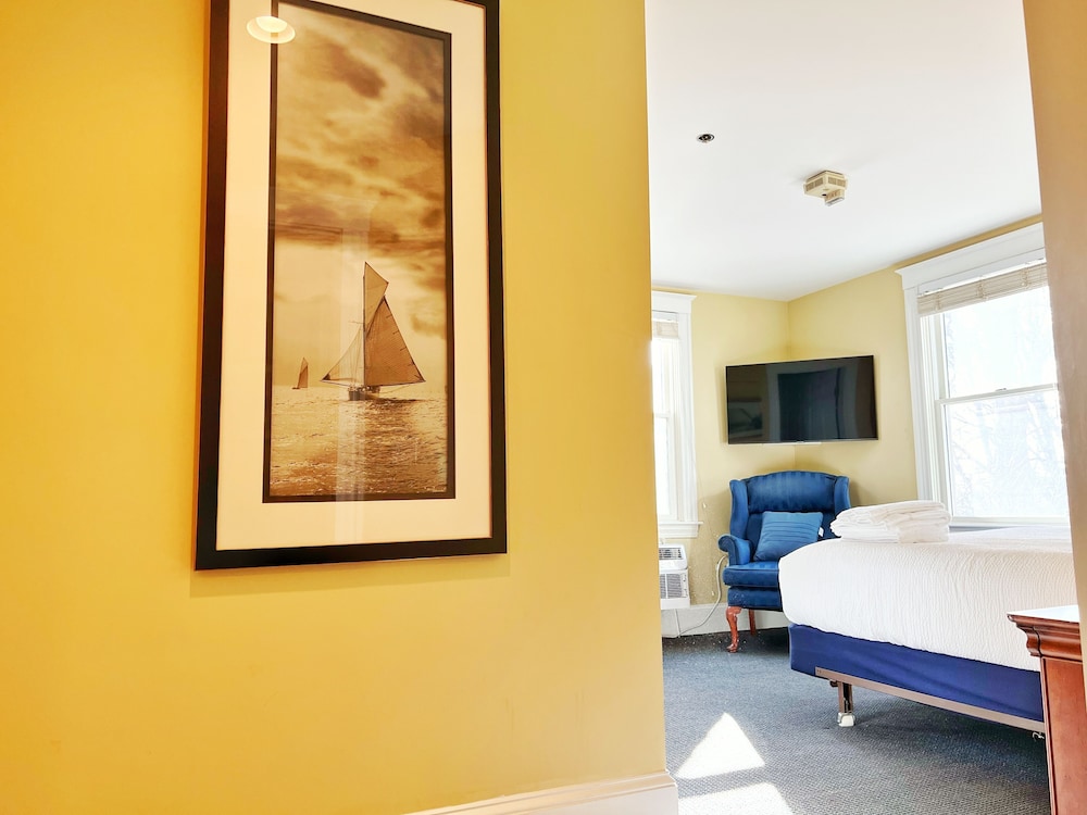 The Winthrop Arms Hotel And Restaurant - photo 39